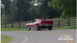 Sube el volumen del nuevo juego de tubos de escape laterales del AMC Javelin