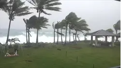 Hurricane Lala closing in on Hawaii, bringing heavy rain, wind