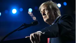 Trump Rallies for Republicans Ahead of Midterm Elections