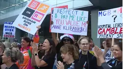 Nurses go on strike in Boston
