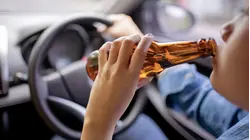 Autoridades lanzan campaña para combatir el consumo de alcohol al volante y prevenir accidentes