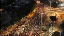 Protests erupt in Israel with calls for government to agree to deal