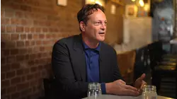 Vince Vaughn on improvising 'Wedding Crashers' confession scene