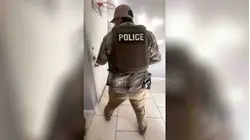 Agentes migratorios irrumpen con violencia en una casa en Texas ante la mirada de varios niños