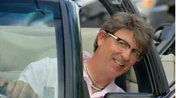 Just for Laughs GAGS - S20 E12 - High-five Police