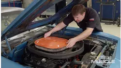 Escuchen a ese Hemi: Resucitando un Hemi Cuda de 1970