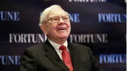 Warren Buffett to Step Down as Berkshire Hathaway Chairman