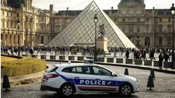 5 more jewel heist arrests made as Louvre probe deepens