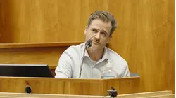 Hawaii doctor faces cross-examination in attempted murder trial