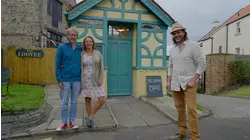 Railway Carriage and a Victorian Loo