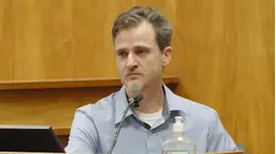Doctor accused of attempted murder takes the stand