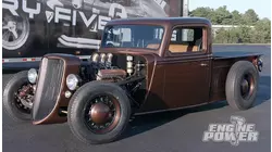 Factory Five Racing construye su primera camioneta con la ayuda de Engine Power