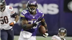 Former NFL MVP Adrian Peterson arrested on DWI, unlawful weapon charges