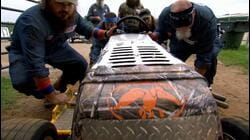 Duck Dynasty: The Grass and The Furious