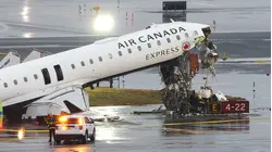 Air Canada Crash Investigators Probe LaGuardia Control Tower