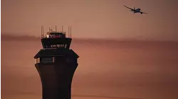 Nearly 1,000 flights cancelled at major airports across the U.S.