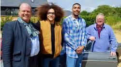 Jordan Banjo and Perri Kiely