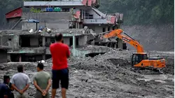 Rescuers Struggle to Reach Areas Devastated by Nepal Floods