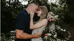 Taylor Swift and Travis Kelce announce engagement