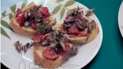 How to Eat Well for the Planet and Ourselves