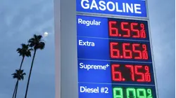 Gas Prices Top $4 a Gallon as Iran War Sends Price of Oil Soaring