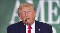 Trump to tout jobs report, economy as he meets with farmers in Wisconsin