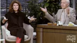 The Johnny Carson Show: Hollywood Icons Of The '60s - Raquel Welch (11/21/80)