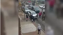 Un hombre dispara contra agentes migratorios en Chicago y se da a la fuga, según autoridades