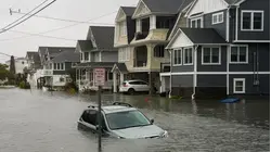 Nor'easter Lashes East Coast, Leaves Thousands Without Power