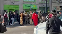 Reportan nuevos arrestos de inmigrantes y más disturbios en Chicago