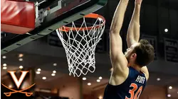 Virginia's Jay Huff Hits 3 Three's & Scores Cavalier's First 17 Points