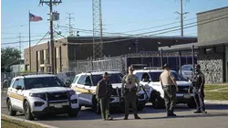 Activistas denuncian hacinamiento y malas condiciones en un centro de detención en Illinois