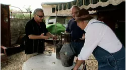 Storage Wars: The Old Spanish Standoff -- Storage Wars