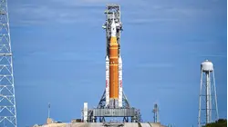 NASA Delays Artemis II Moon Launch After Hydrogen Leak