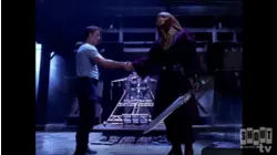 Farscape: S1 E11 - 'Til The Blood Runs Clear