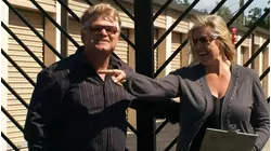 Storage Wars: Unclaimed Baggage -- Storage Wars