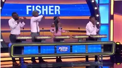 Carlyn demos rubbing Steve Harvey's head!