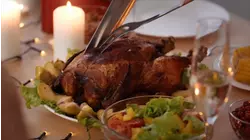 Thanksgiving meal costs drop 2% to 3% this year