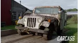 La Jeep Postal del chatarrero se entrega con ejes de 1 tonelada y tracción 4x4
