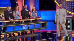 Allison shakes what her mama gave her!!