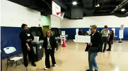 Las elecciones para la alcaldía de Nueva York son las más concurridas en 24 años