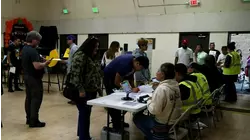 La Proposición 50 saca a millones de californianos a votar
