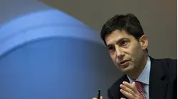 President Trump names Kevin Warsh as his pick to replace Powell as Fed chair