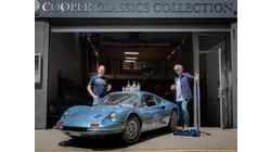 Mercedes 280 SE goes America - New York