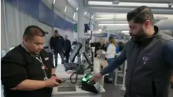 El Gobierno defiende que la TSA comparta con ICE los datos personales de pasajeros