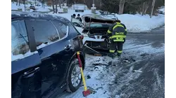 Thiells crash leaves at least 2 people with minor injuries