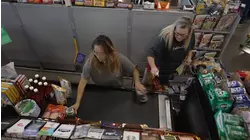 Triangle consumers try to navigate the economy during the holidays