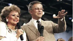 Jim Bakker, Controversial Televangelist, Dies at 86
