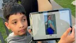 Un niño con autismo y su hermano de 3 años tienen a su madre detenida en un centro de ICE en Texas