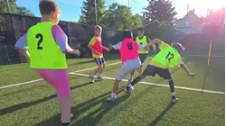 Esta academia le da la oportunidad a niños de bajos recursos de jugar futbol en Nueva Jersey